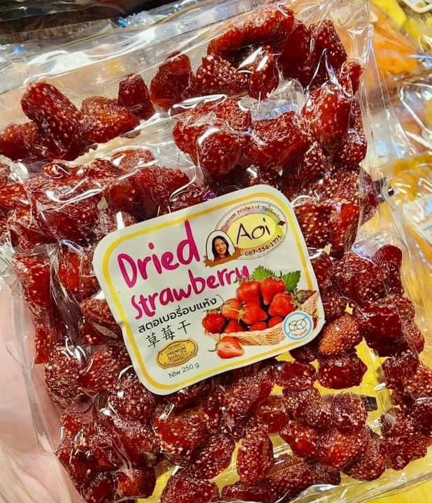 AOI Dried Strawberry (250g)